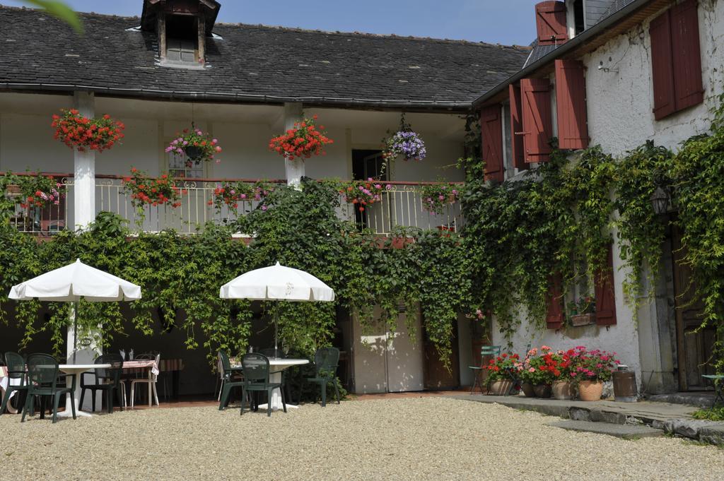 Hotel Les Bains De Secours Sevignacq-Meyracq ภายนอก รูปภาพ